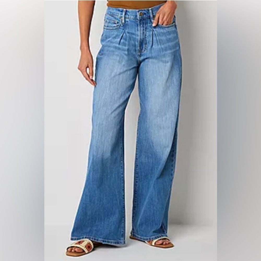 a.n.a‎ Women's 14 High-Rise Wide-Leg Jeans Lt Blue Fade Pleated Front NEW
